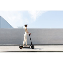 Hulajnoga elektryczna Xiaomi (SWS a.s.) Electric Scooter 4 Pro EU