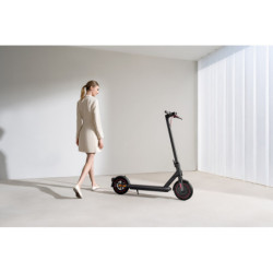 Hulajnoga elektryczna Xiaomi (SWS a.s.) Electric Scooter 4 Pro EU