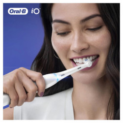 Wymienne szczoteczki Oral-B iO Ultimate Clean White 4 ks