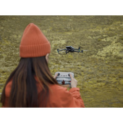 Dron DJI Mavic 3 Classic (DJI RC)